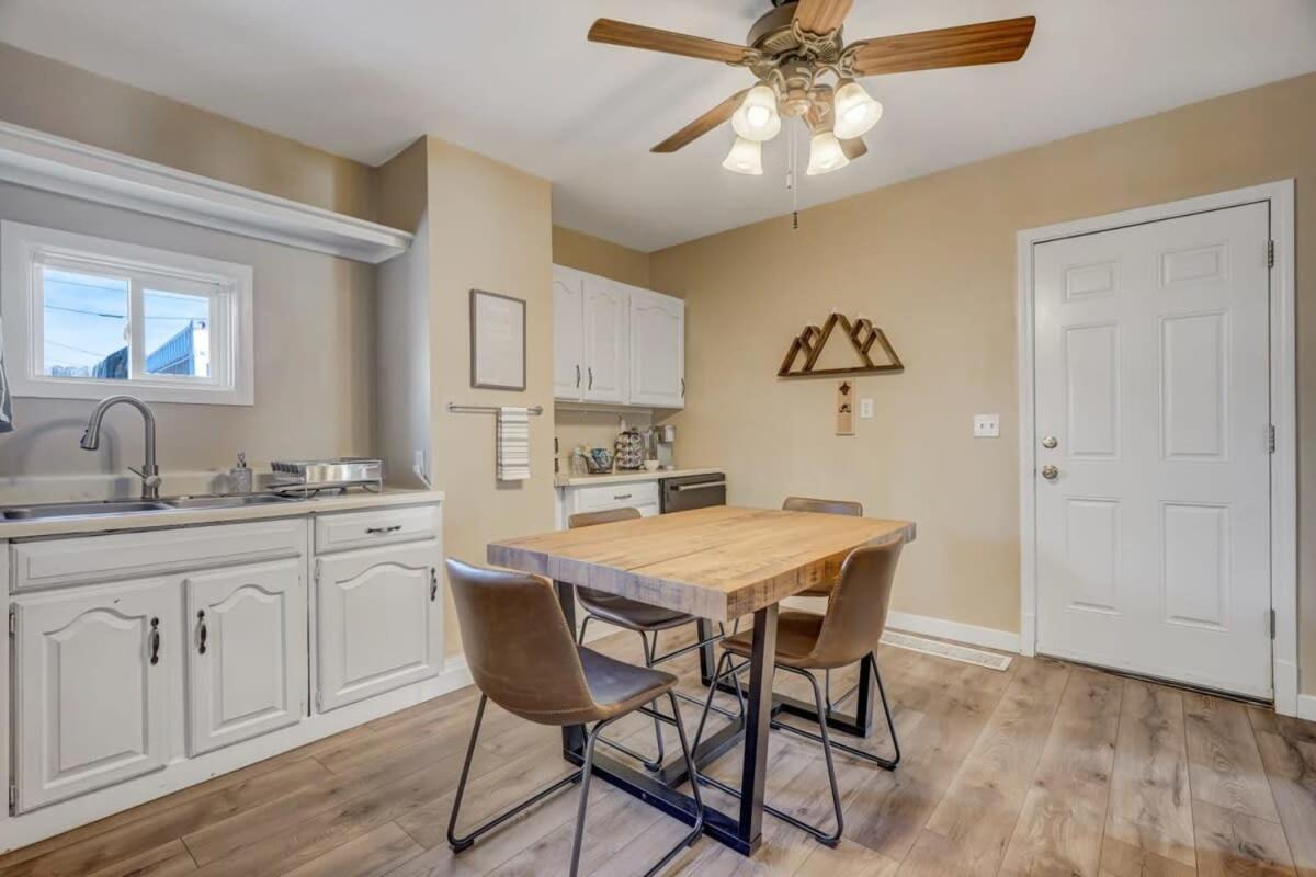 Вилла * Colorado Draft House * Smart Tvs * Self Entry * Колорадо-Спрингс Экстерьер фото